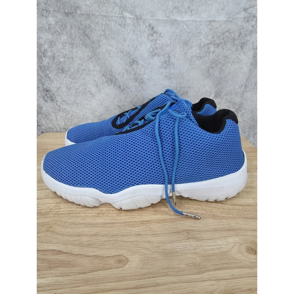 Air Jordan Future Low Basketball Shoes Mens 10 Photo Blue Sneakers 718948-400